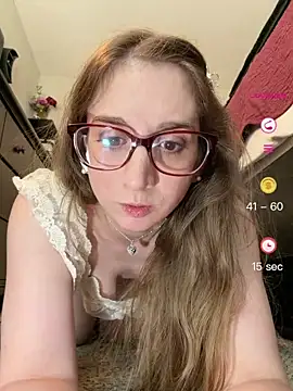 Snapshot of Elenore_hoesevelt chatting on 26, 5, 2026 Elenore hoesevelt online show from 26, 5, 2026