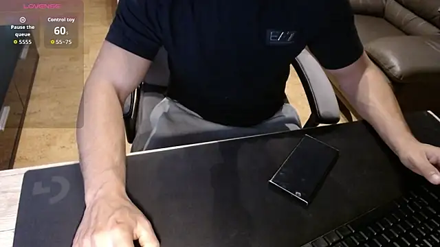 Snapshot of sensualman90 chatting on 14, 1, 2026 sensualman90 online show from 14, 1, 2026