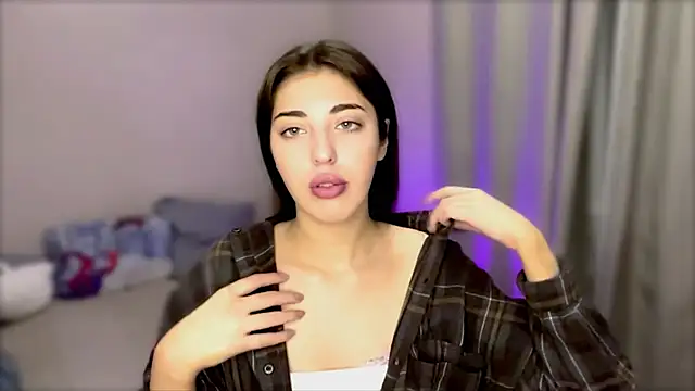 Snapshot of RavenLace chatting on 15, 1, 2026 RavenLace online show from 15, 1, 2026