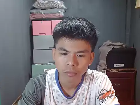 Snapshot of pinoymonstercock_xx chatting on 3, 7, 2026 pinoymonstercock xx online show from 3, 7, 2026