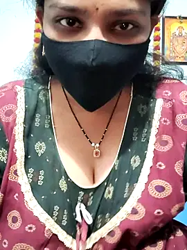 Snapshot of lusy79 chatting on 5, 2, 2026 lusy79 online show from 5, 2, 2026