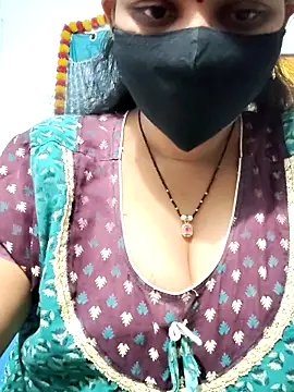 Snapshot of lusy79 chatting on 6, 2, 2026 lusy79 online show from 6, 2, 2026