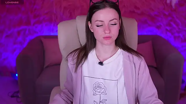 AlexaFleur online show from 11, 4, 2026