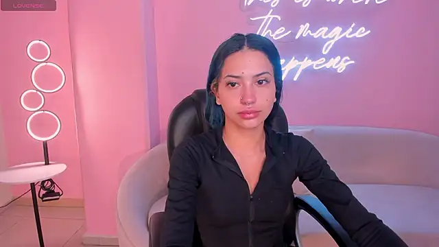 KayraLanne online show from 3, 2, 2026