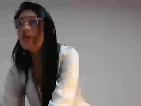 Snapshot of Elizabeth_manzon chatting on 11, 4, 2026 Elizabeth manzon online show from 11, 4, 2026