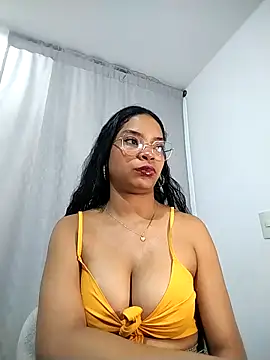 KATALINA SANTANA  online show from 12, 5, 2026