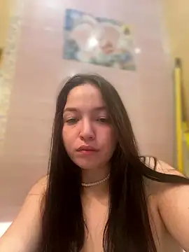 Snapshot of AlexaYvonne chatting on 10, 1, 2026 AlexaYvonne online show from 10, 1, 2026