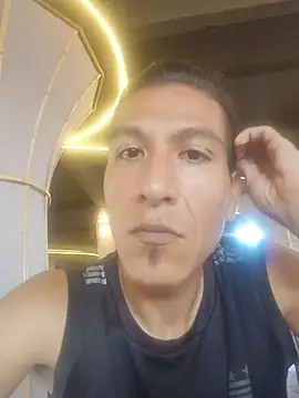 Snapshot of Rodrigohernan19 chatting on 5, 4, 2026 Rodrigohernan19 online show from 5, 4, 2026