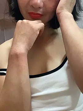 Snapshot of Some-03 chatting on 12, 4, 2026 Some-03 online show from 12, 4, 2026