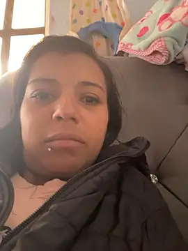 Snapshot of cinthia2011 chatting on 14, 1, 2026 cinthia2011 online show from 14, 1, 2026