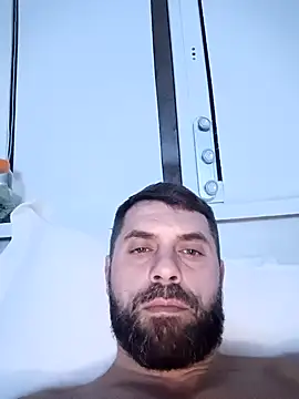 Snapshot of darom85 chatting on 7, 1, 2026 darom85 online show from 7, 1, 2026