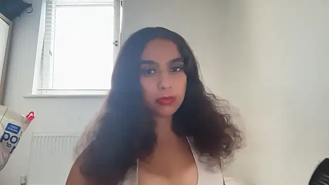 Snapshot of fayfay21@xh chatting on 11, 6, 2026 fayfay21xh online show from 11, 6, 2026