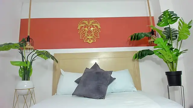 Snapshot of noa27_ chatting on 5, 1, 2026 noa27 online show from 5, 1, 2026