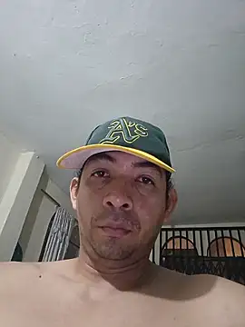 Snapshot of paladito01 chatting on 5, 5, 2026 paladito01 online show from 5, 5, 2026