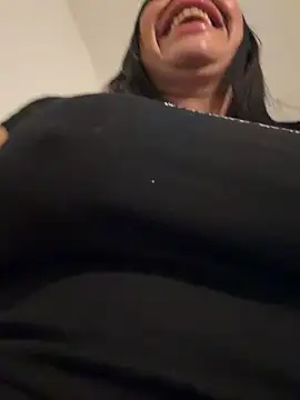 Snapshot of sweetxlayla chatting on 10, 4, 2026 sweetxlayla online show from 10, 4, 2026