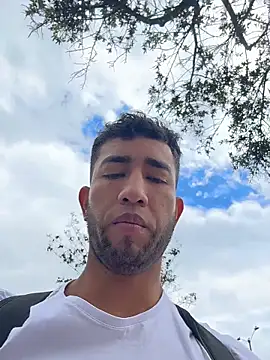 liam bronw online show from 18, 2, 2026