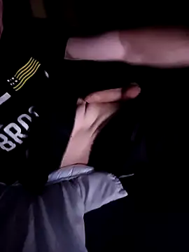 Snapshot of 2againsttheworld chatting on 7, 2, 2026 2againsttheworld online show from 7, 2, 2026