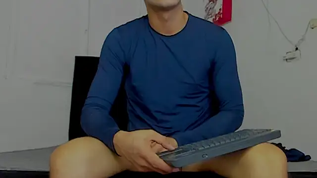 Snapshot of camilo_model chatting on 4, 5, 2026 camilo model online show from 4, 5, 2026