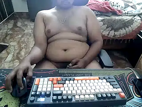 Snapshot of maxi23932 chatting on 27, 4, 2026 maxi23932 online show from 27, 4, 2026