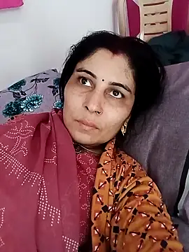 Hot ree85 online show from 25, 2, 2026