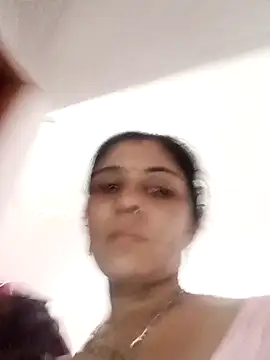 Hot ree85 online show from 28, 3, 2026