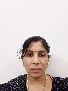 Snapshot of Hot_ree85 chatting on 26, 4, 2026 Hot ree85 online show from 26, 4, 2026