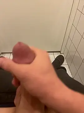 Snapshot of Majestik1 chatting on 5, 2, 2026 Majestik1 online show from 5, 2, 2026