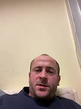 Snapshot of Majestik1 chatting on 6, 2, 2026 Majestik1 online show from 6, 2, 2026