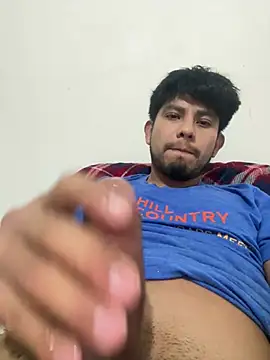 Snapshot of Eddeen chatting on 12, 1, 2026 Eddeen online show from 12, 1, 2026