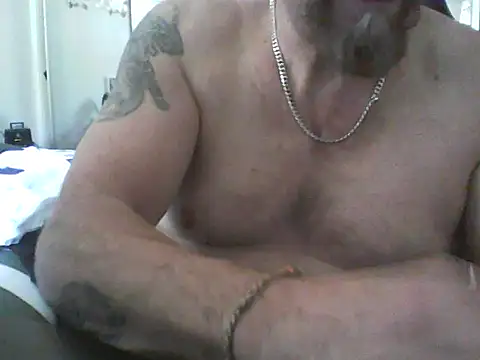 Snapshot of loudandproud chatting on 1, 6, 2026 loudandproud online show from 1, 6, 2026