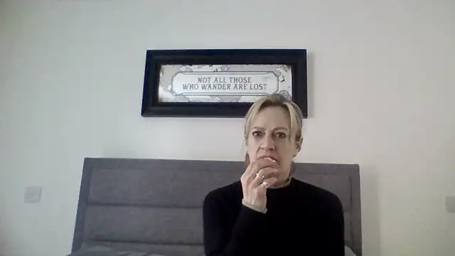 Milfshake227 online show from 30, 3, 2026