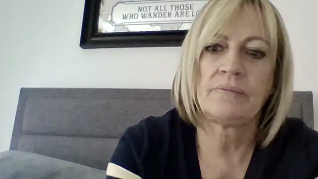 Milfshake227 online show from 9, 4, 2026