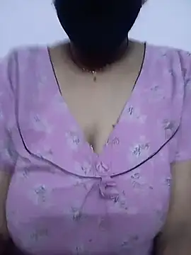 Snapshot of Ammu14399 chatting on 13, 7, 2026 Ammu14399 online show from 13, 7, 2026