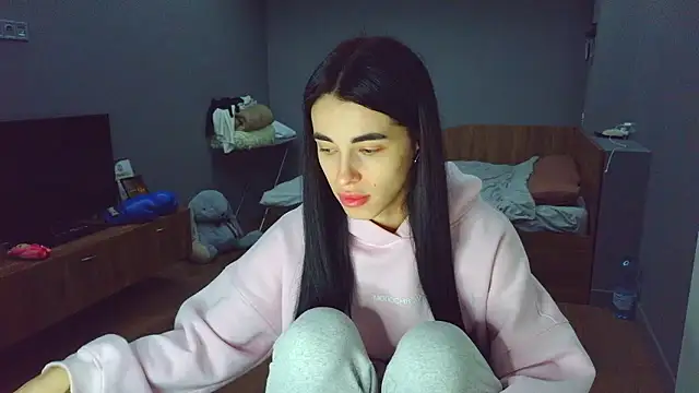 Vlada Elfie online show from 18, 4, 2026