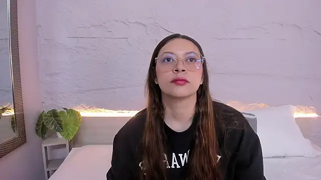 lanna 18  online show from 11, 3, 2026