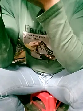 Snapshot of him220 chatting on 17, 2, 2026 him220 online show from 17, 2, 2026