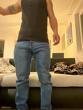 Snapshot of Fitlover1994 chatting on 10, 1, 2026 Fitlover1994 online show from 10, 1, 2026