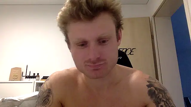 Snapshot of Fitlover1994 chatting on 15, 1, 2026 Fitlover1994 online show from 15, 1, 2026