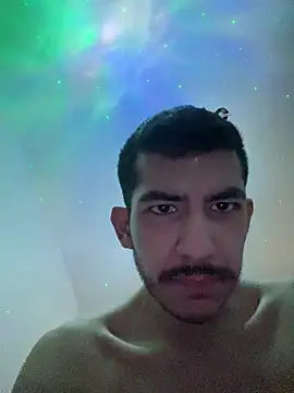 Snapshot of vinihfeh chatting on 21, 5, 2026 vinihfeh online show from 21, 5, 2026