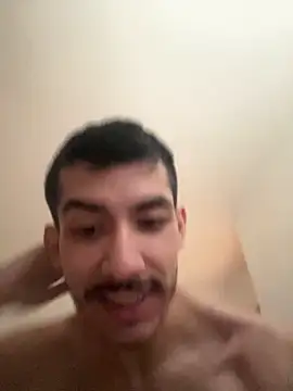 Snapshot of vinihfeh chatting on 22, 5, 2026 vinihfeh online show from 22, 5, 2026