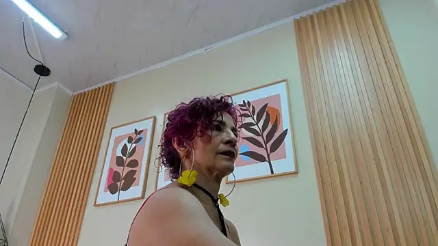 Dalila Najjar  online show from 13, 1, 2026