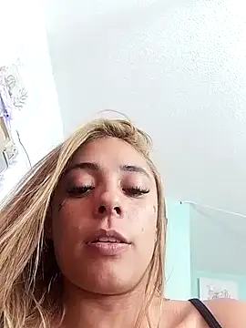 Snapshot of Dulcee_Mariiaa chatting on 11, 2, 2026 Dulcee Mariiaa online show from 11, 2, 2026