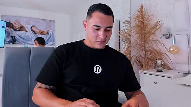 Snapshot of MassimoCo_ chatting on 11, 2, 2026 MassimoCo online show from 11, 2, 2026