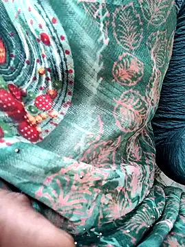 Snapshot of Queen_chayna chatting on 19, 1, 2026 Queen chayna online show from 19, 1, 2026