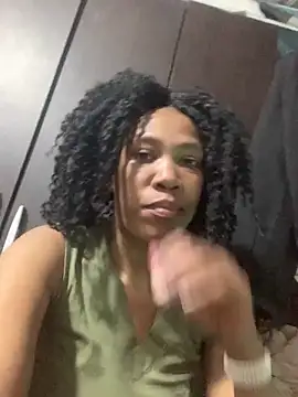Snapshot of Xsexysnow33s chatting on 24, 5, 2026 Xsexysnow33s online show from 24, 5, 2026