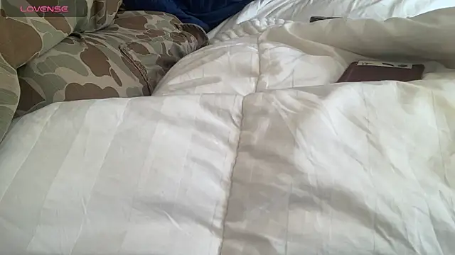 Snapshot of wolverinedream chatting on 27, 2, 2026 wolverinedream online show from 27, 2, 2026