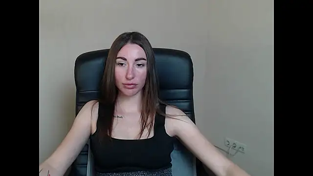 Snapshot of cammila_horn chatting on 14, 1, 2026 cammila horn online show from 14, 1, 2026