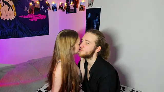 swiity room  online show from 8, 1, 2026