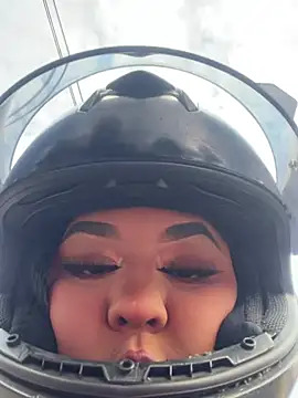 Isabella Belmont online show from 13, 1, 2026