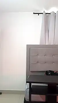 saray reesee online show from 24, 2, 2026